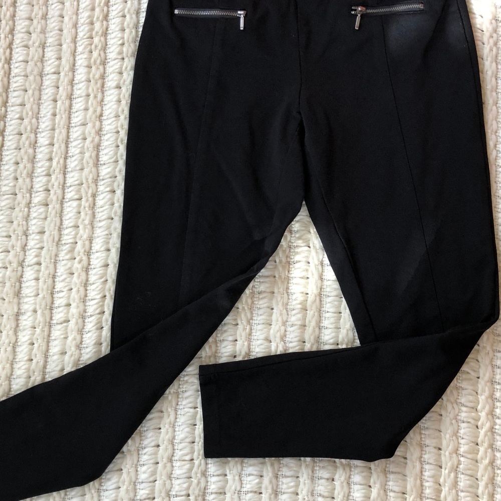 Anthropologie Willow & Clay cropped trousers.